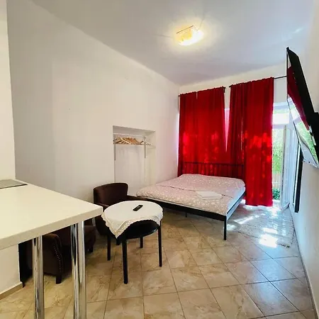 Elizabeth 2 アパート *