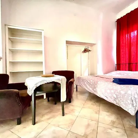 アパート Elizabeth 2 *